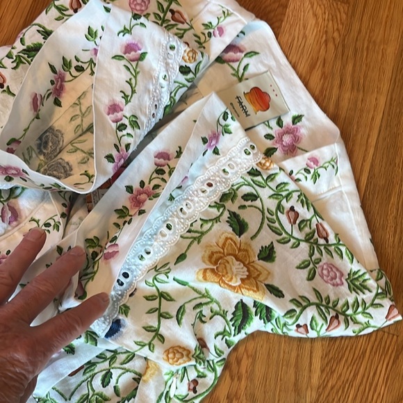 Farm Rio - Off-White Folk Floral Lenzing Ecovero Euroflax Jumpsuit Medium NWT - Picture 11 of 16